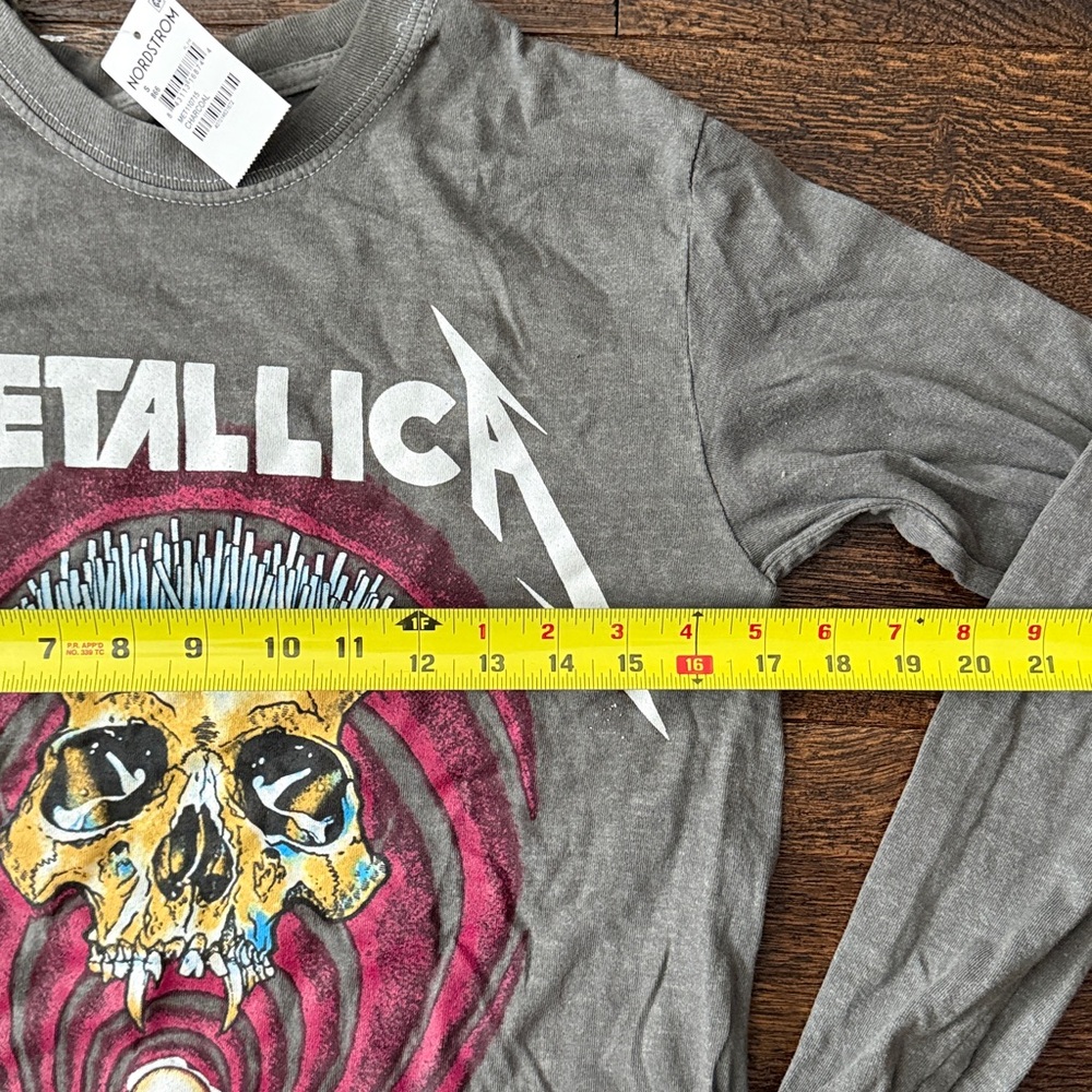 Metallica Men's Officially Licensed Vertigo Vintage Wash Long Sleeve Tee Small - Picture 5 of 7